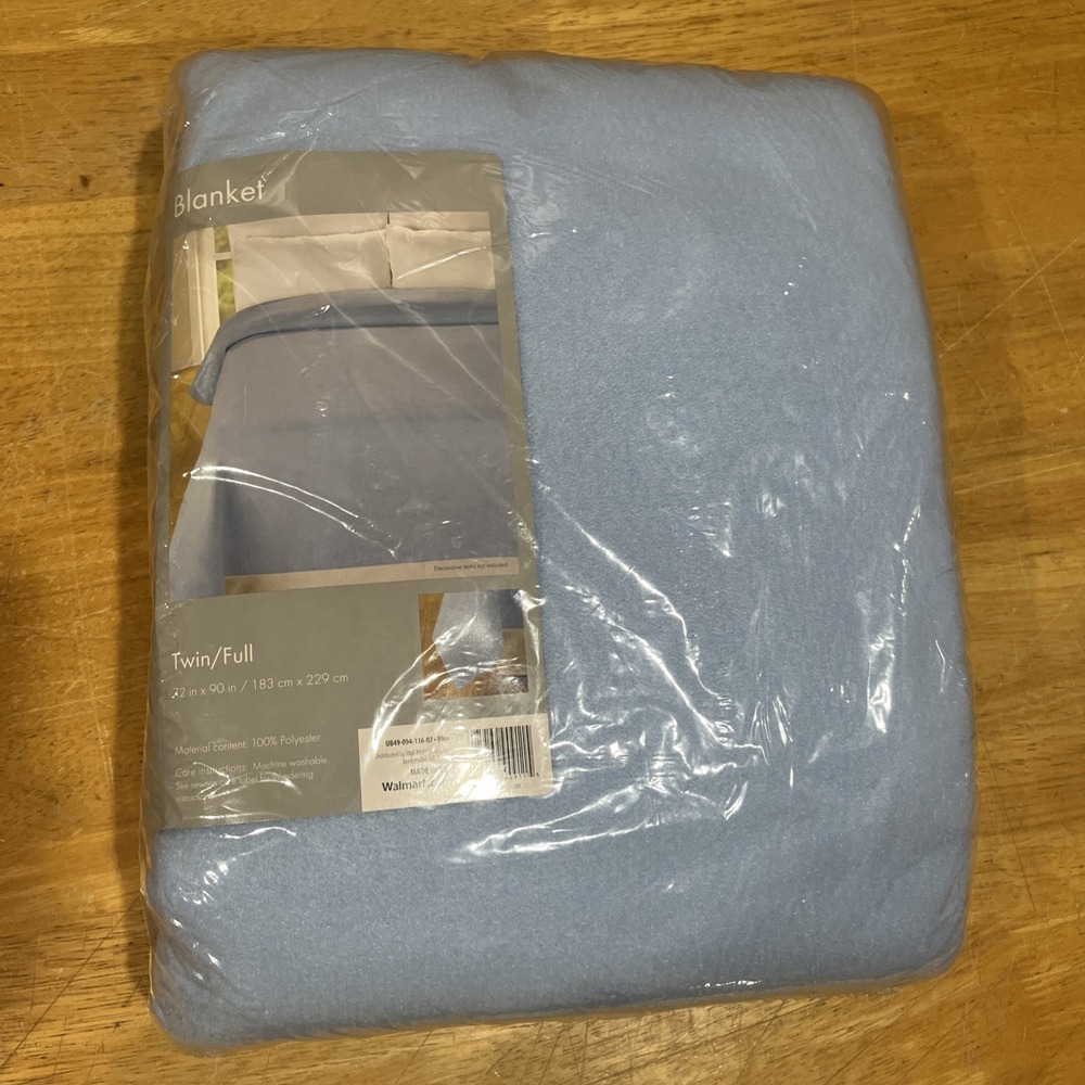Vtg Full Size Polyester Blanket Light Blue‎ 72x90  NOS Walmart